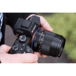 ZEISS LOXIA 35mm F/2 - Location - Soscine