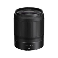 Nikon Nikkor Z 35mm f/1.8 S - Location - Soscine