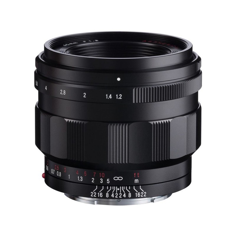 VOIGTLANDER 40mm f1.2 (E) - Location - Soscine