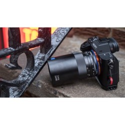 ZEISS LOXIA 85mm F/2.4 - Location - Soscine