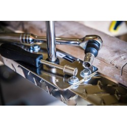 Avenger F805 - Platine Murale - Location - Soscine